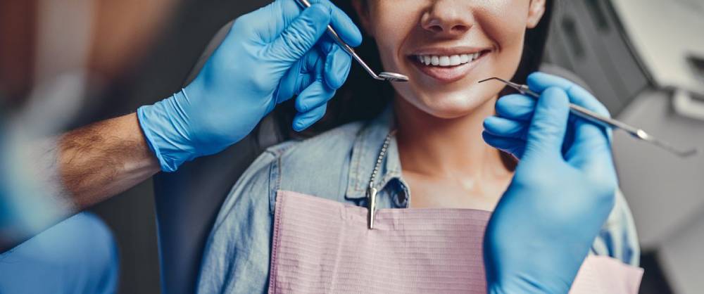 hygienist-scale-and-polish-bristol Hygienist scale and polish Bristol – Dental Touch